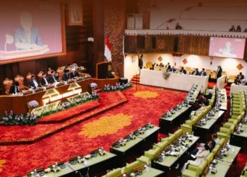 Suasana rapat paripurna di DPRD Jatim.