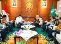 Gubernur Khofifah Indar Parawansa saat menerima silaturrahmi jajaran PWNU Jawa Timur di Gedung Negara Grahadi, Surabaya.