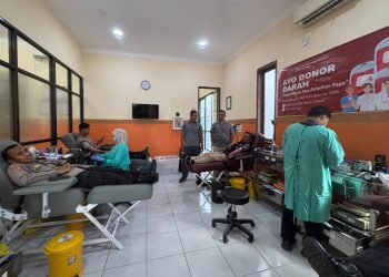 Kegiatan sosial donor darah yang didilaksanakan PW