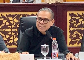 Wakil Ketua Komisi A DPRD Surabaya, Pdt. Rio Pattiselanno