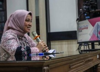 Kepala Dinas Pemberdayaan Perempuan dan Perlindungan Anak serta Pengendalian Penduduk dan Keluarga Berencana Kota Surabaya, Ida Widayati