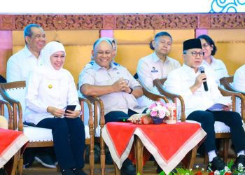 Rapat Koordinasi Penyelenggaraan Program Makan Bergizi Gratis di Provinsi Jawa Timur yang digelar di ruang Hayam Wuruk kantor Sekretariat Daerah Provinsi Jawa Timur, Surabaya.