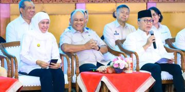 Rapat Koordinasi Penyelenggaraan Program Makan Bergizi Gratis di Provinsi Jawa Timur yang digelar di ruang Hayam Wuruk kantor Sekretariat Daerah Provinsi Jawa Timur, Surabaya.