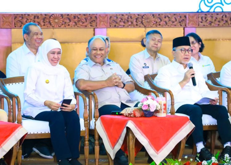 Rapat Koordinasi Penyelenggaraan Program Makan Bergizi Gratis di Provinsi Jawa Timur yang digelar di ruang Hayam Wuruk kantor Sekretariat Daerah Provinsi Jawa Timur, Surabaya.