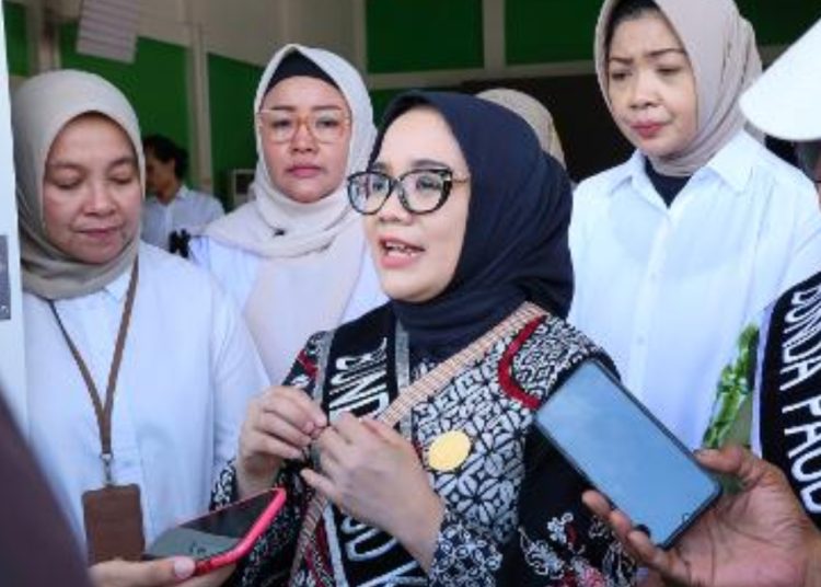 Ketua Tim Penggerak (TP) PKK Kota Surabaya, Rini Indriyani