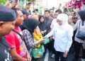  Gubernur Jawa Timur Khofifah Indar Parawansa dalam pemberangkatan 4.000 pemudik dalam Program Mudik Gratis Angkutan Lebaran Pemerintah Provinsi Jawa Timur.