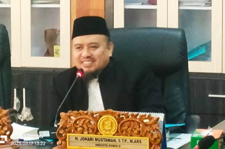 Anggota Komisi D DPRD Kota Surabaya, Johari Mustawan