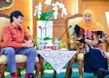 Gubernur Jawa Timur Khofifah Indar Parawansa menerima kunjungan kerja Duta Besar Republik Indonesia untuk Australia di Canberra, Y.M. Dr. Siswo Pramono.