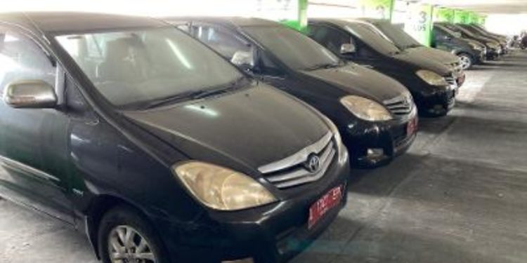 Badan Pengelolaan Keuangan dan Aset Daerah (BPKAD) Kota Surabaya kembali akan melakukan lelang kendaraan operasional.