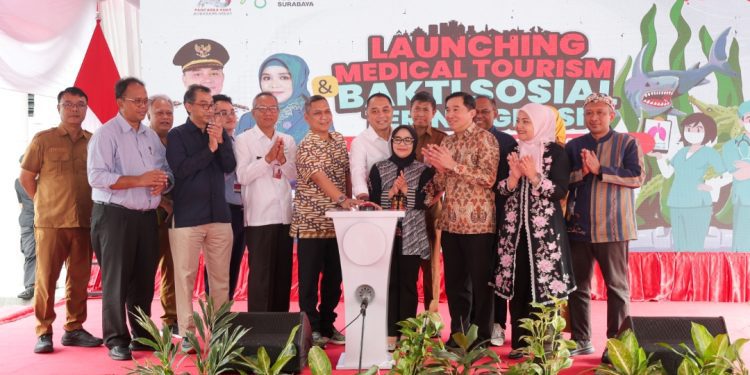 Peluncuran medical tourism menjadi bagian dari rangkaian Hari Jadi Kota Surabaya (HJKS) ke-733 digelar di Halaman Balai Kota Surabaya.