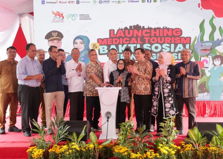 Peluncuran medical tourism menjadi bagian dari rangkaian Hari Jadi Kota Surabaya (HJKS) ke-733 digelar di Halaman Balai Kota Surabaya.