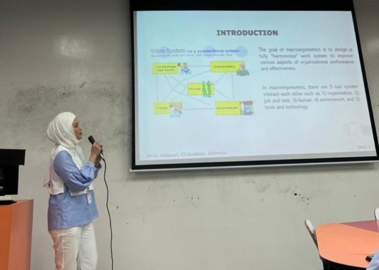 Dr Wisda Mulyasari SST MT