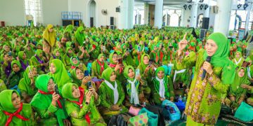 Peringatan Harlah ke-80 Muslimat NU dan haul ulama serta pejuang perempuan pimpinan wilayah Muslimat NU Jawa Timur di Masjid Nasional Al Akbar Surabaya