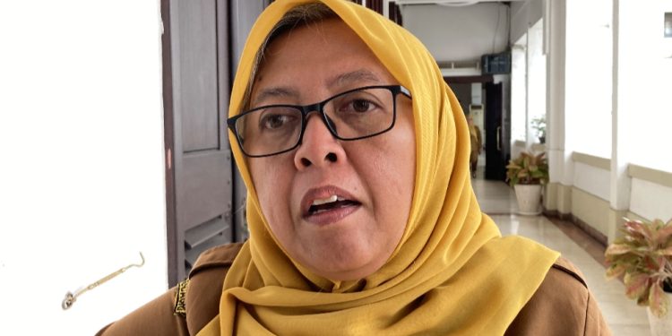Kepala Dispendik Kota Surabaya, Febrina Kusumawati,