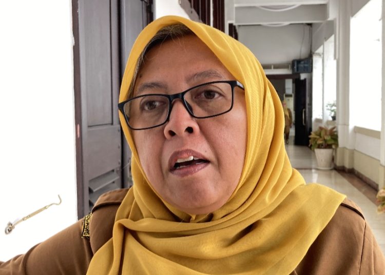 Kepala Dispendik Kota Surabaya, Febrina Kusumawati,