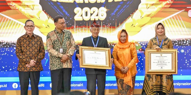 Cak Kartolo dianugerahi Registrasi Memori Kolektif Bangsa (MKB) oleh Arsip Nasional Republik Indonesia (ANRI).