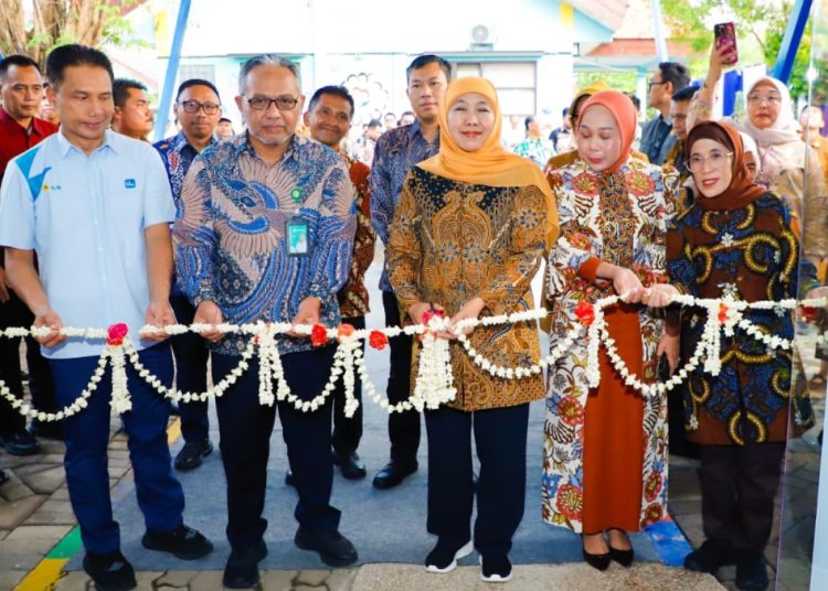 Peresmian inovasi layanan "Omah Terapi Klien dan Umum (KU)" yang dipusatkan di Unit Pelaksana Teknis Perlindungan dan Pelayanan Sosial Asuhan Balita.