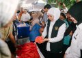 Gubernur Jawa Timur Khofifah Indar Parawansa menghadiri pasar murah di halaman kantor Kelurahan Semampir, Kota Kediri.