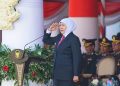 Gubernur Jawa Timur Khofifah Indar Parawansa menjadi Inspektur Upacara Peringatan Hari Lahir Pancasila Tahun 2026 yang digelar di Gedung Negara Grahadi Surabaya.